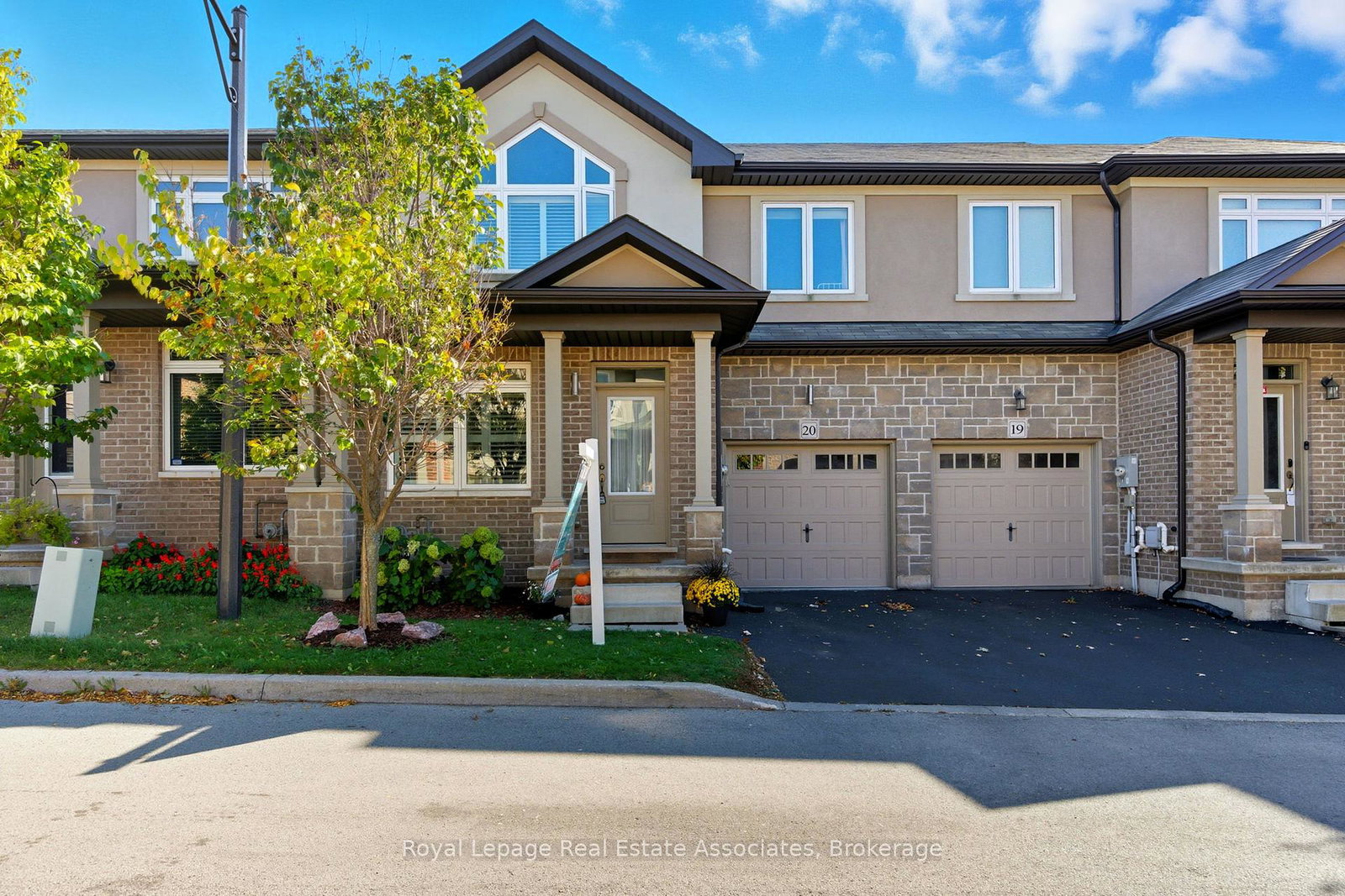 421-kitty-murray-lane-hamilton-ontario-x12671236