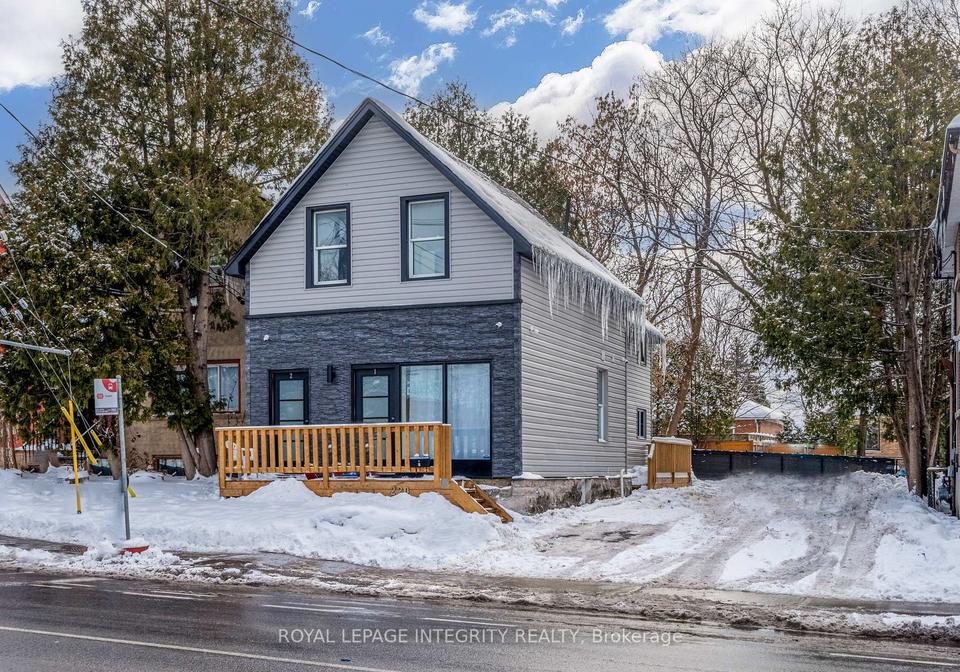 218-220-mcarthur-avenue-ottawa-ontario-x12671512