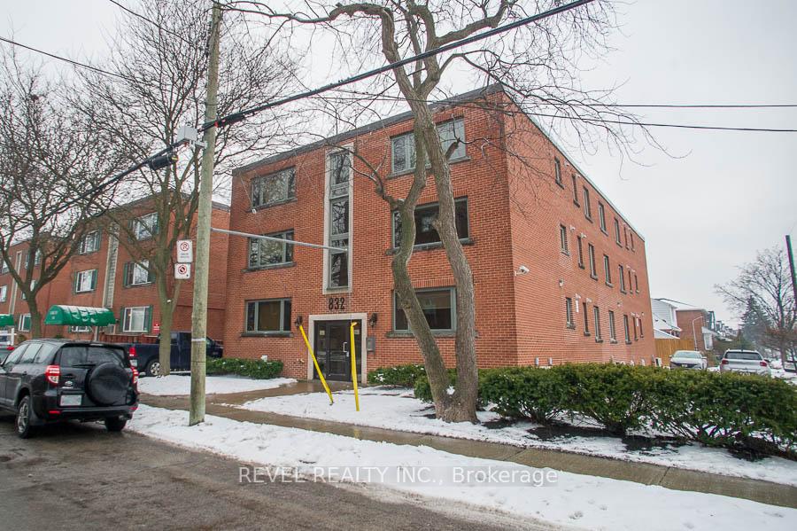 832-concession-street-hamilton-ontario-x12671602
