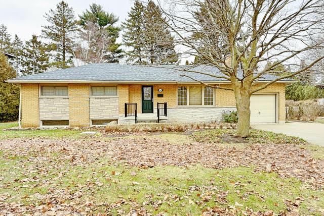 646-iroquois-avenue-hamilton-ontario-x12671618