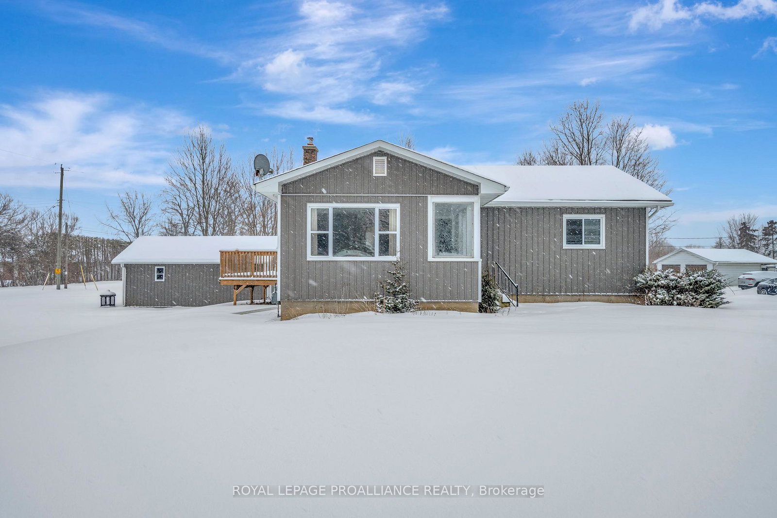 2245loyalist-parkway-quinte-west-ontario-x12671638