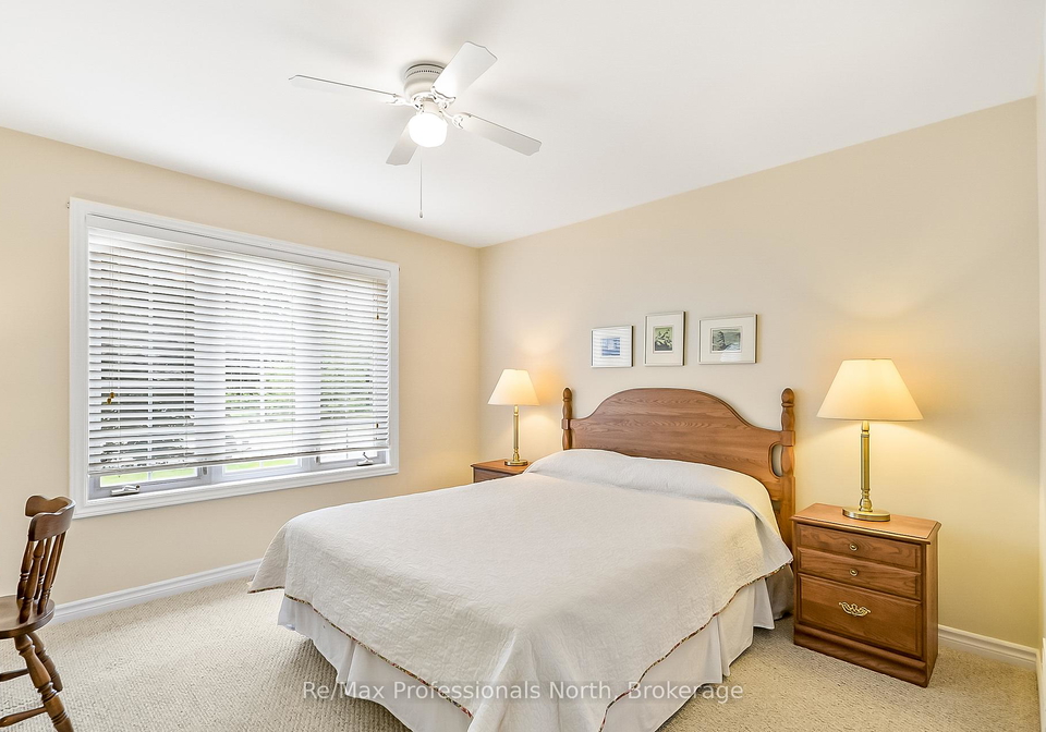136-hedgewood-lane-gravenhurst-ontario-x12672010