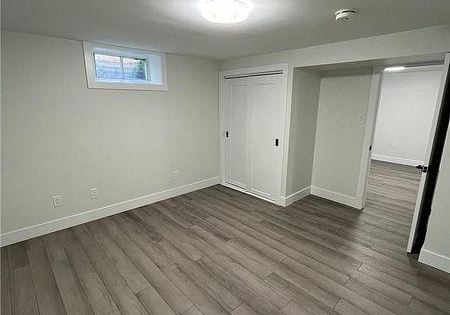1-sutton-place-london-north-ontario-x12672302