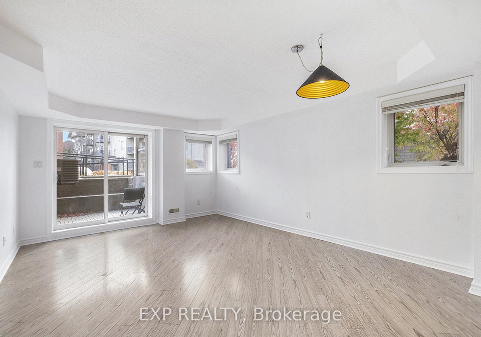 305-cresthaven-drive-ottawa-ontario-x12672322