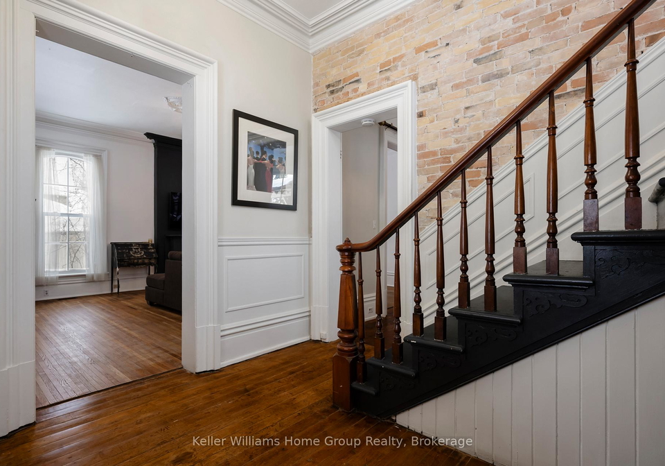 150-wellington-street-e-wellington-north-ontario-x12672456