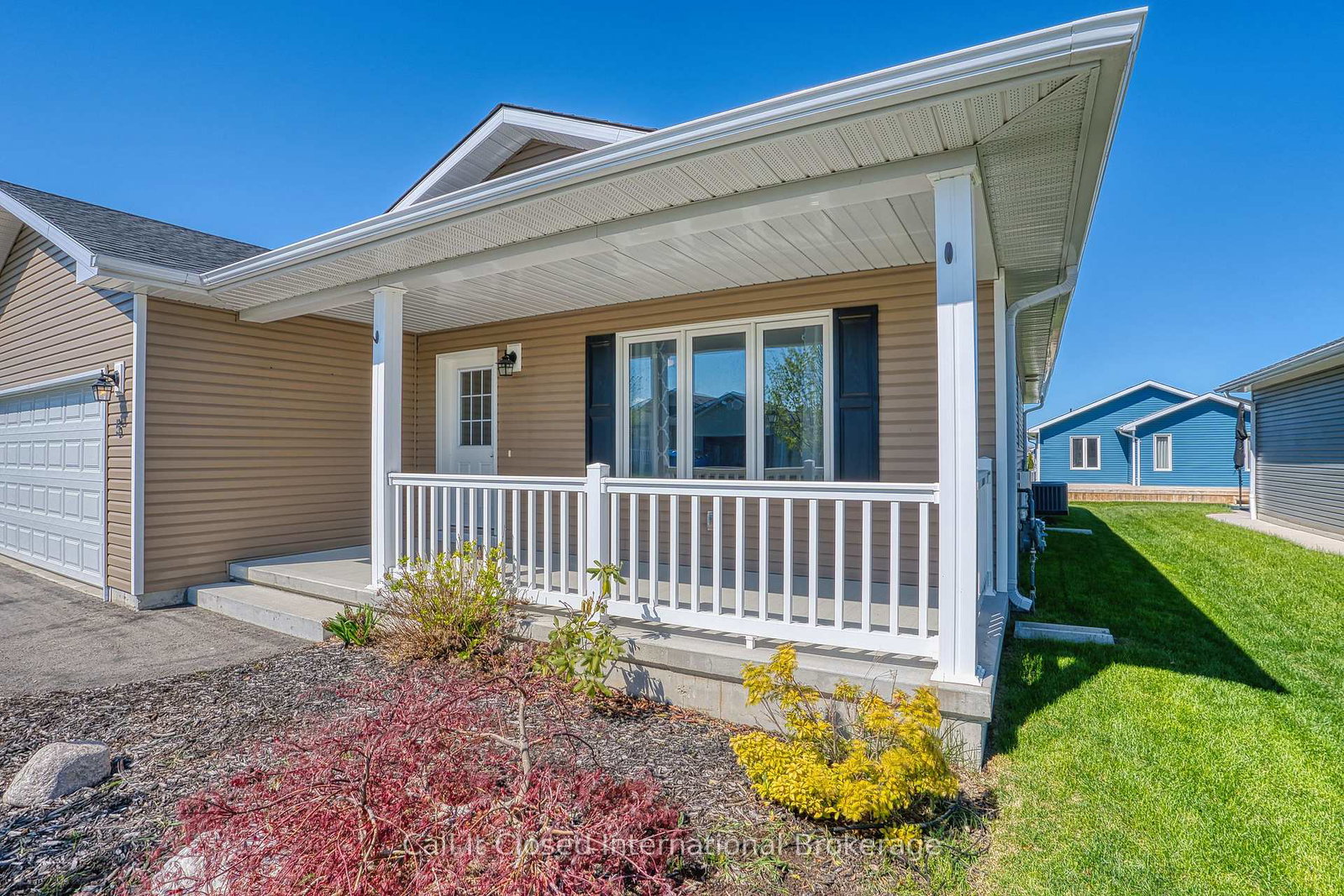 5-sweet-water-drive-s-ashfield-colborne-wawanosh-ontario-x12672552