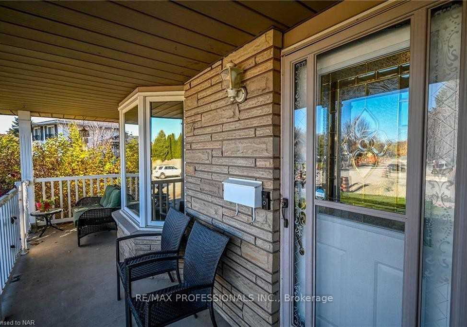 100-larchwood-circle-welland-ontario-x12672720