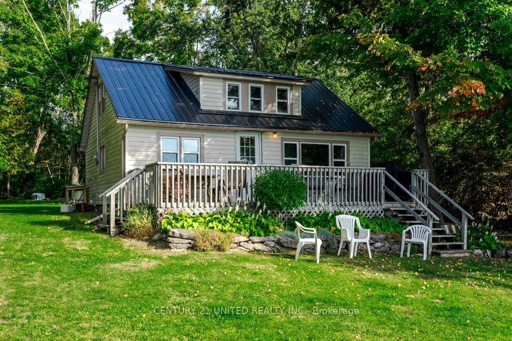 2460-fire-route-13-selwyn-ontario-x12672806