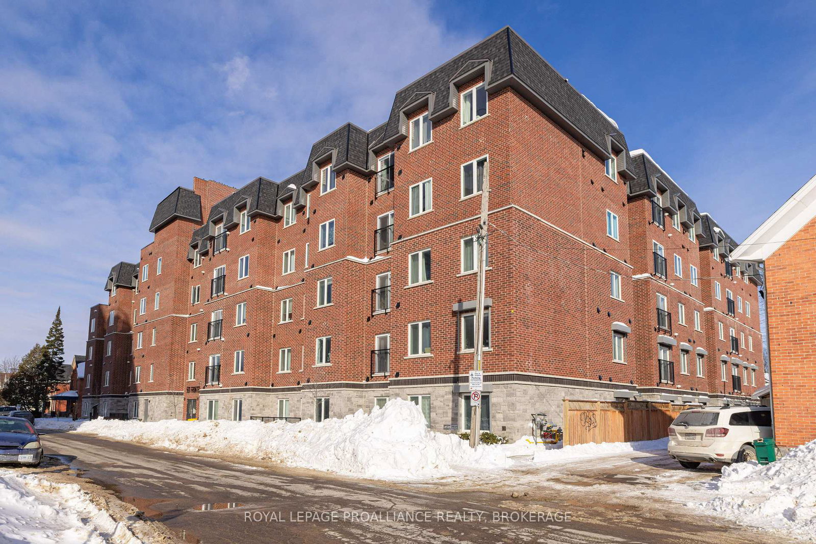 501-frontenac-street-kingston-ontario-x12673004