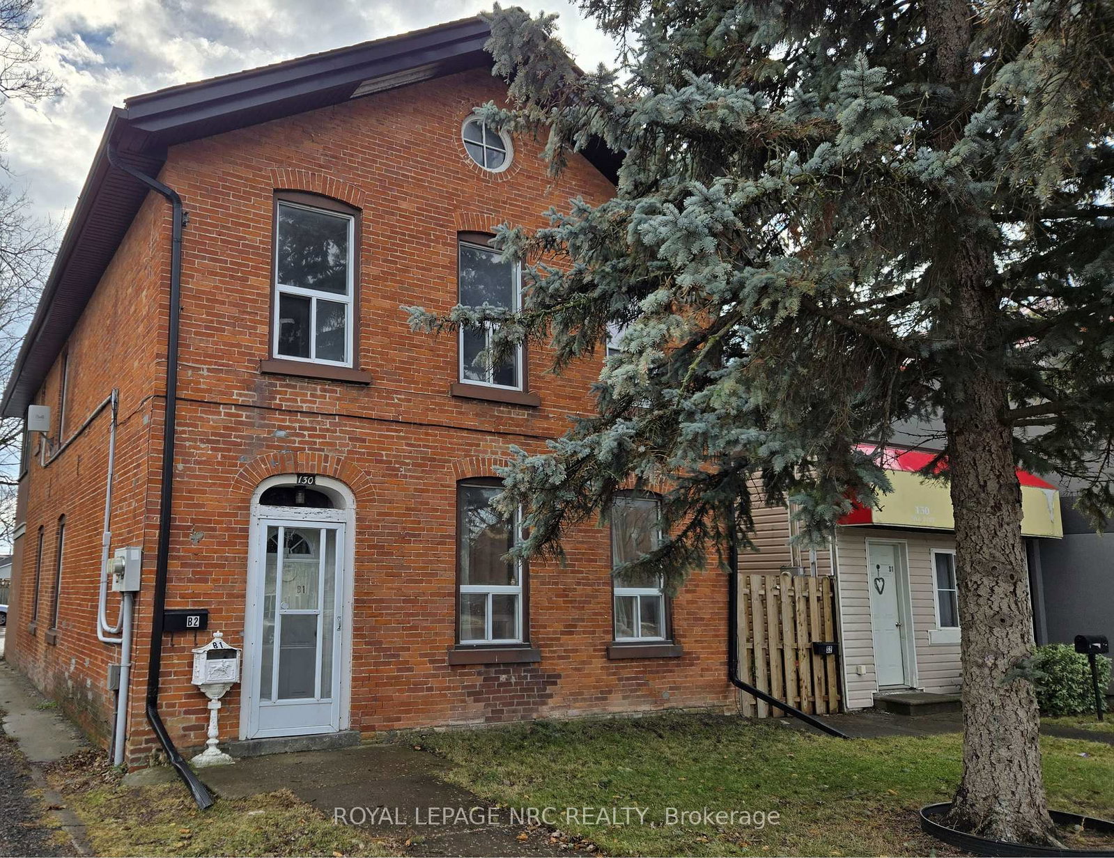 130-main-street-e-port-colborne-ontario-x12673414