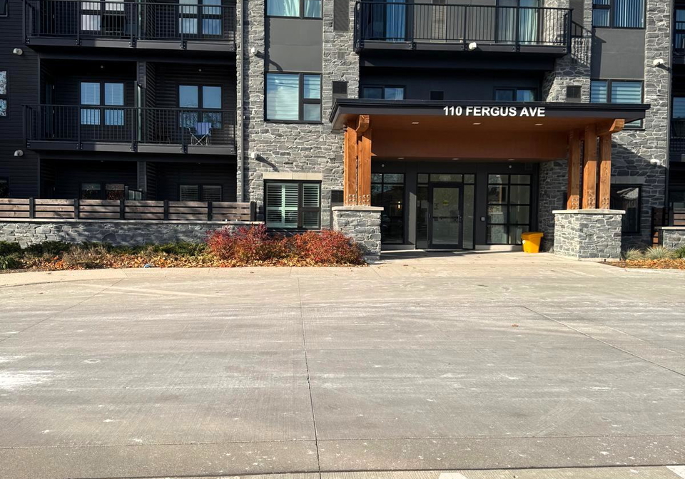 110-fergus-avenue-kitchener-ontario-x12673484