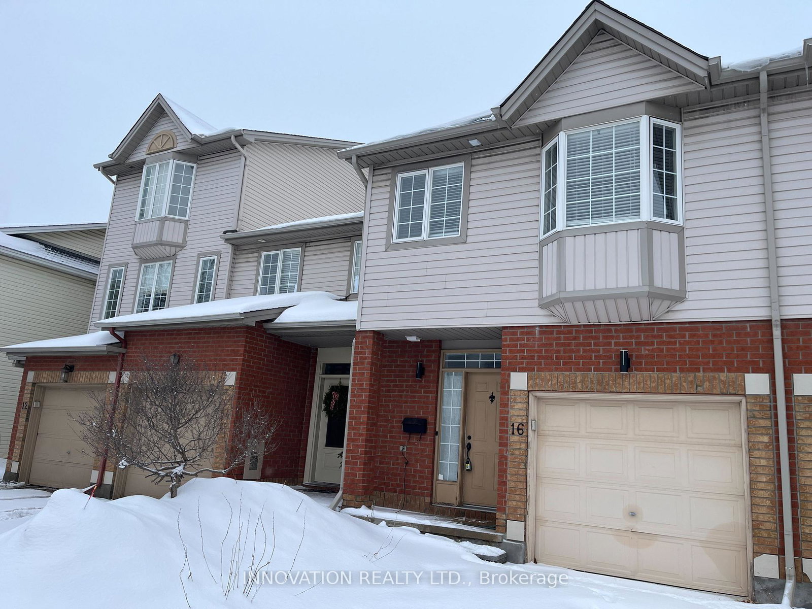 16-santa-cruz-private-ottawa-ontario-x12673612