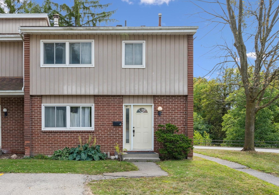 121-university-avenue-e-waterloo-ontario-x12674104