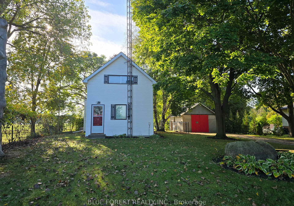 138-centre-street-west-elgin-ontario-x12675438
