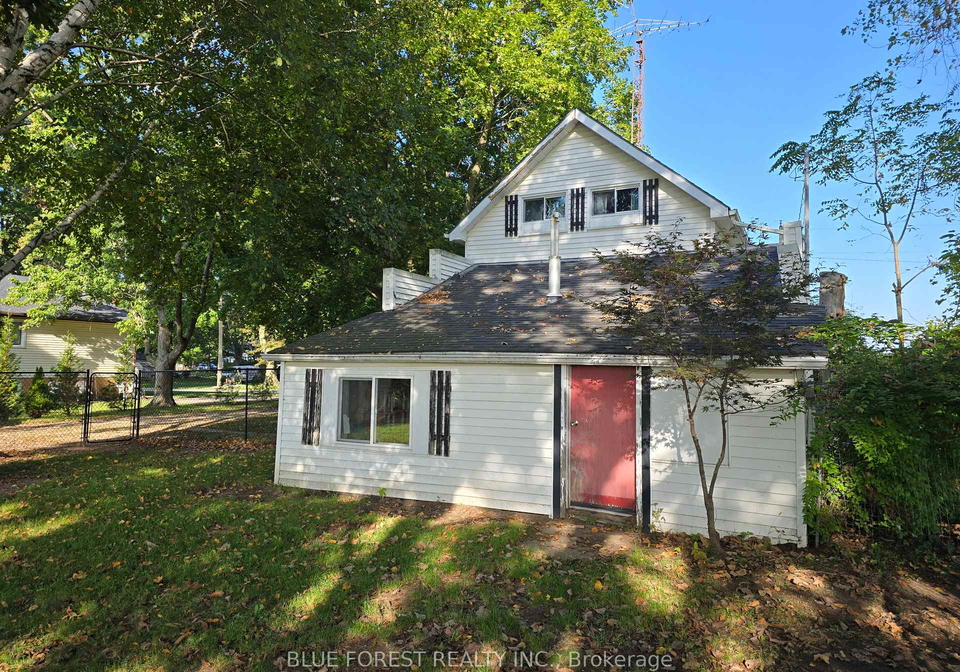 138-centre-street-west-elgin-ontario-x12675438