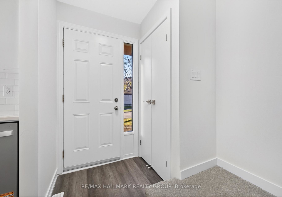 1457-murdock-gate-cyrville-carson-grove-pineview-ottawa-ontario-x12675456