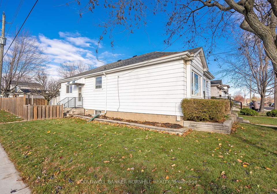 162-east-18th-street-hamilton-ontario-x12675492