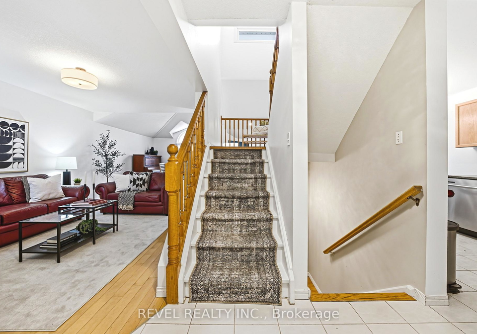 11-gaw-crescent-guelph-ontario-x12675568