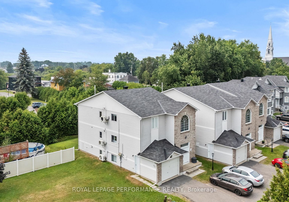 75-lapointe-boulevard-russell-ontario-x12675630