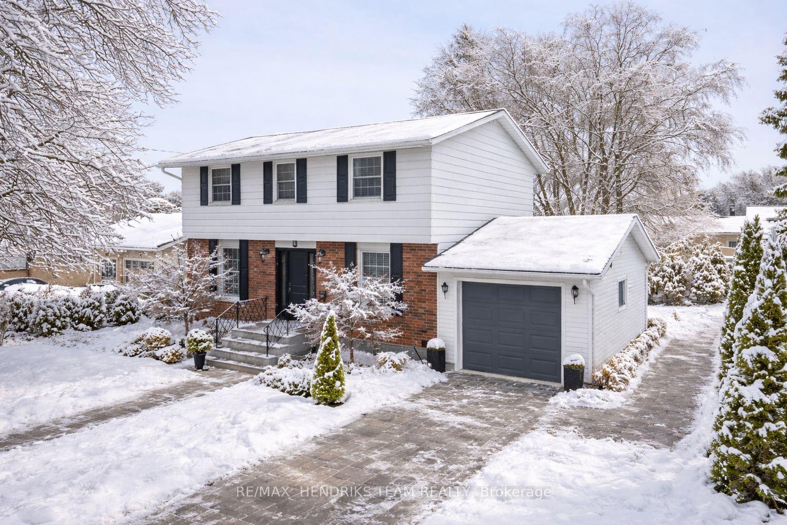4-upper-canada-drive-st-catharines-ontario-x12675910