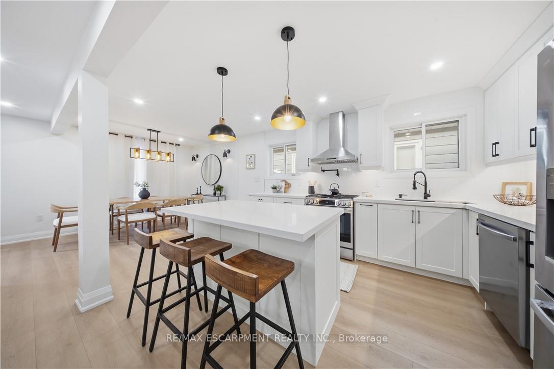 11-garside-avenue-s-hamilton-ontario-x12675928