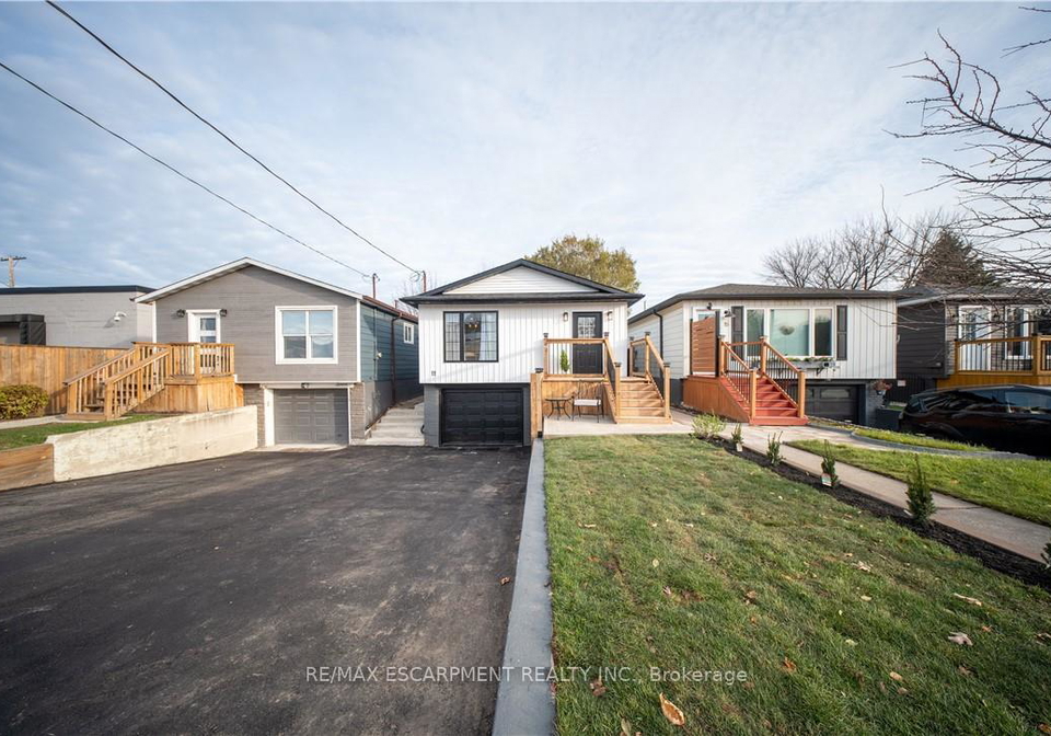 11-garside-avenue-s-hamilton-ontario-x12675928