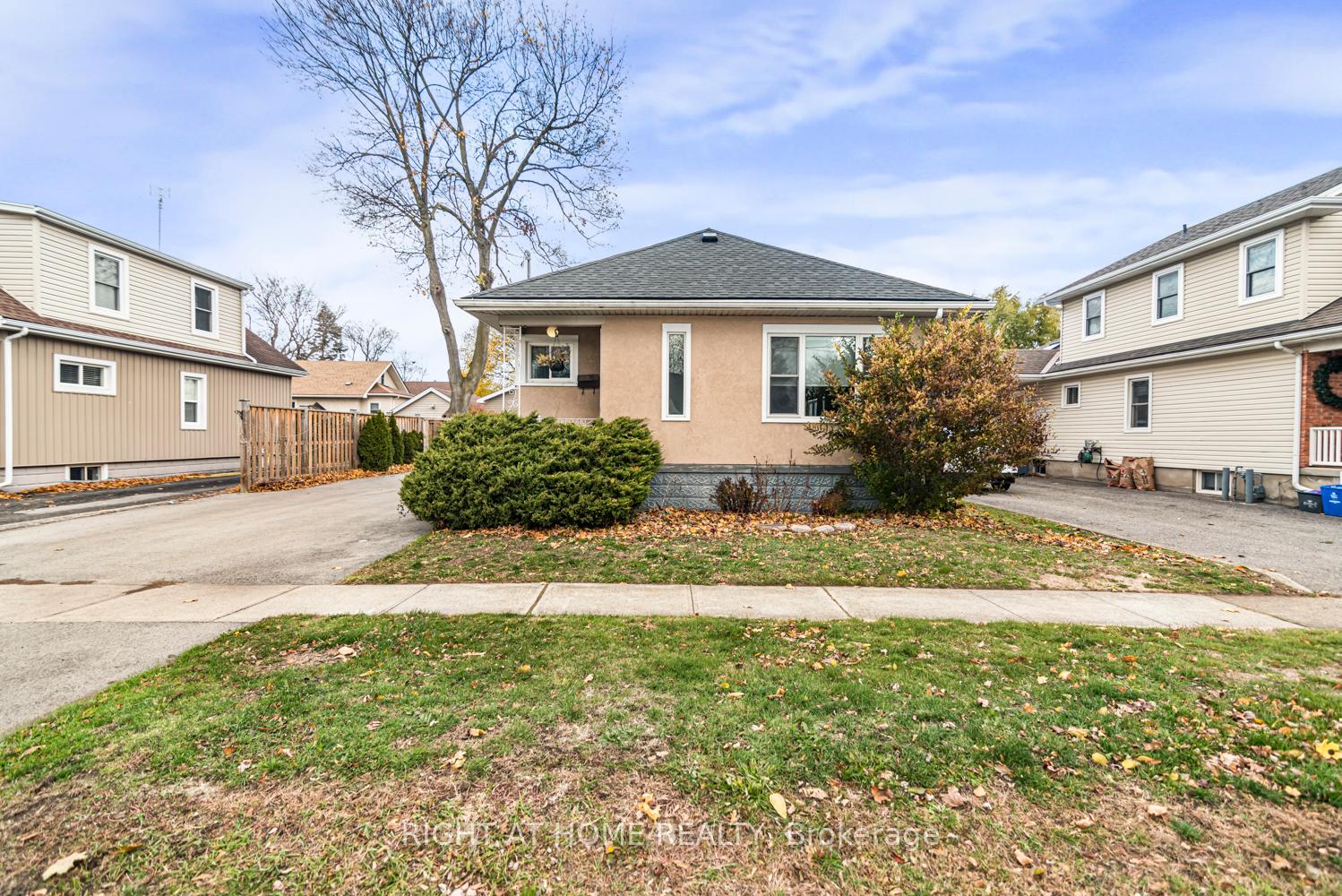 6385-crawford-street-niagara-falls-ontario-x12676068