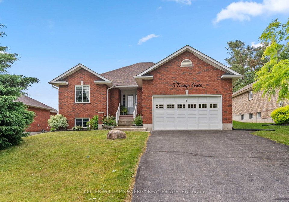 5-fortye-gate-peterborough-ontario-x12676304