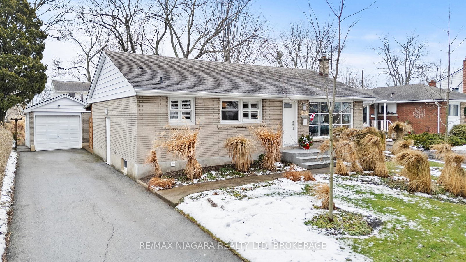 12-home-street-welland-ontario-x12676654