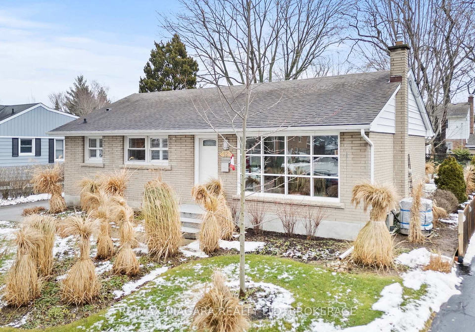 12-home-street-welland-ontario-x12676654