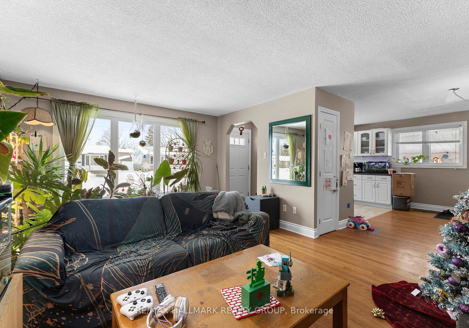 816-willow-avenue-ottawa-ontario-x12676744