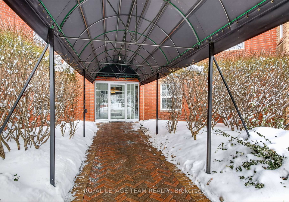 40-pearl-street-smiths-falls-ontario-x12677146