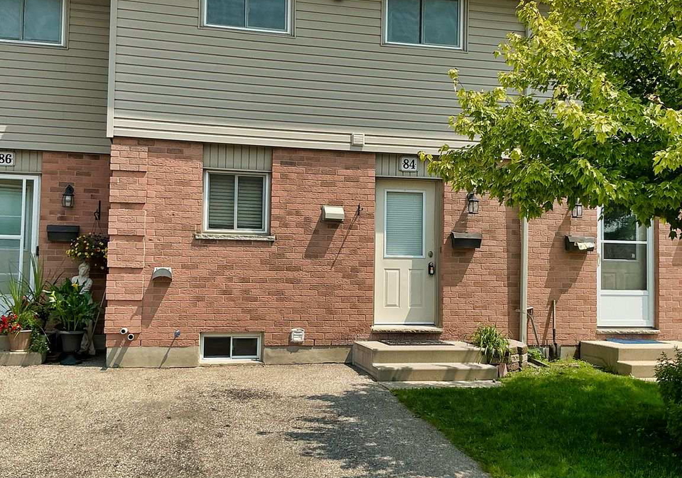 114-pauline-crescent-london-south-ontario-x12677942