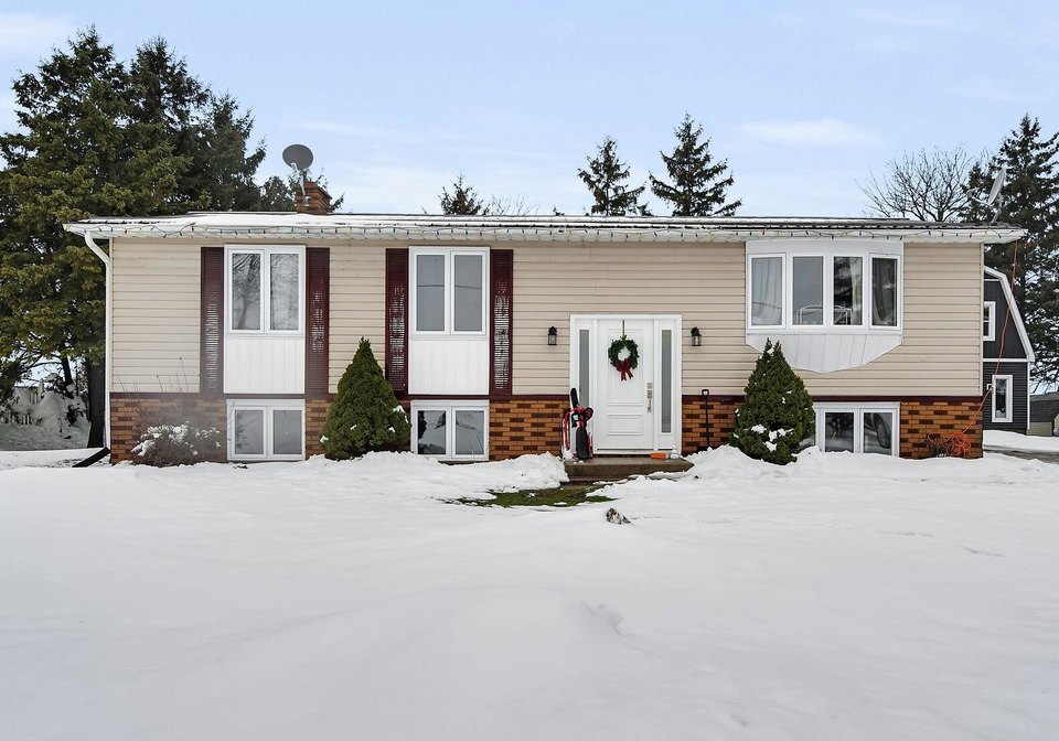 69897-goshen-line-south-huron-ontario-x12678090