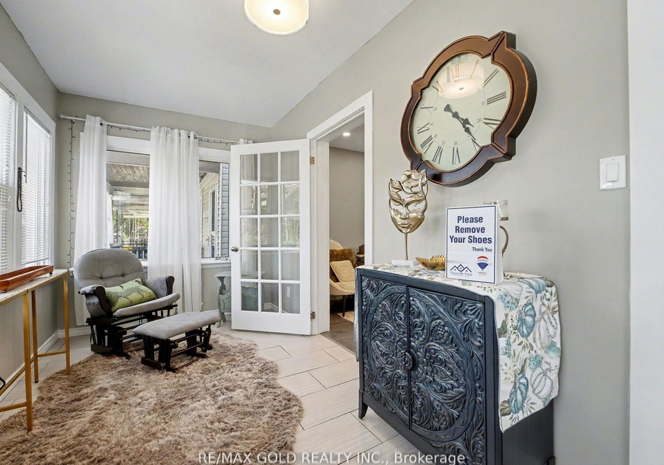 75-chestnut-avenue-hamilton-ontario-x12678700