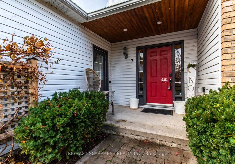 7-anderson-crescent-west-lincoln-ontario-x12678796