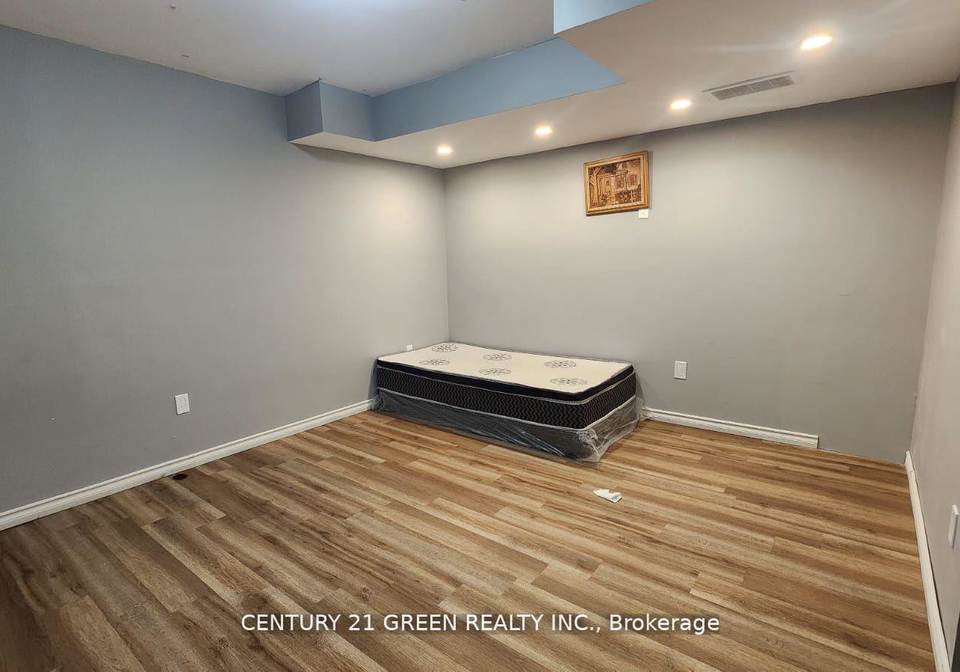 7977-hackberry-trail-niagara-falls-ontario-x12678840