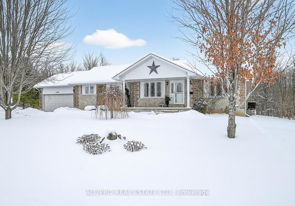 1264-lori-elizabeth-street-north-dundas-ontario-x12678950