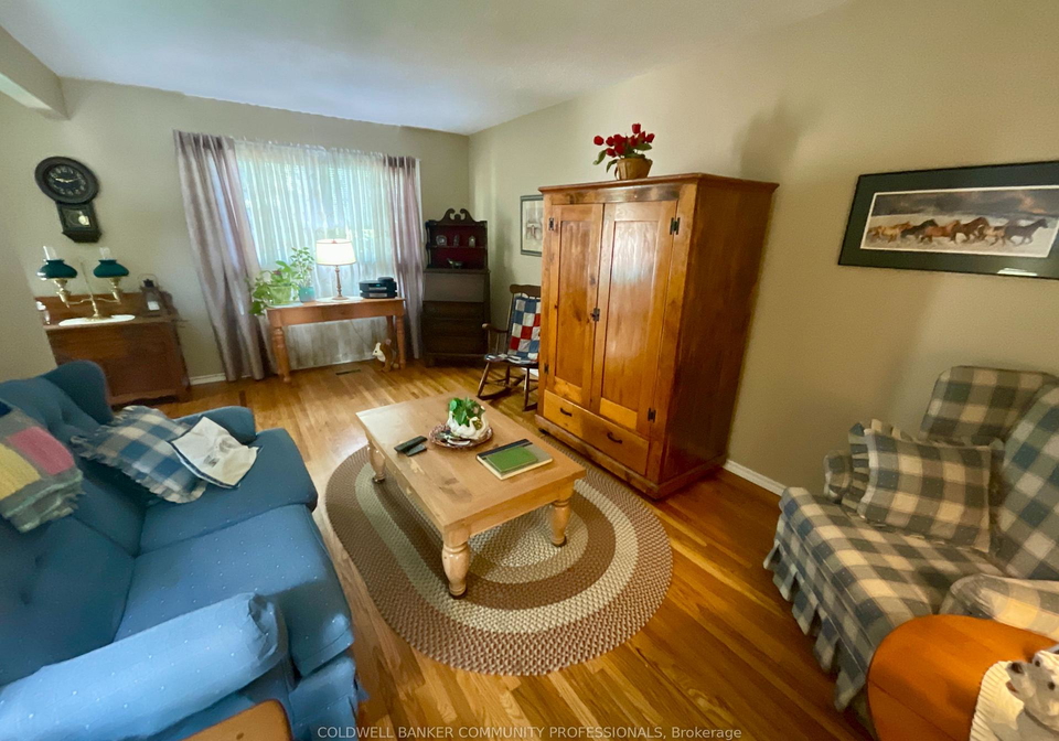 4-rosanne-crescent-hamilton-ontario-x12679784