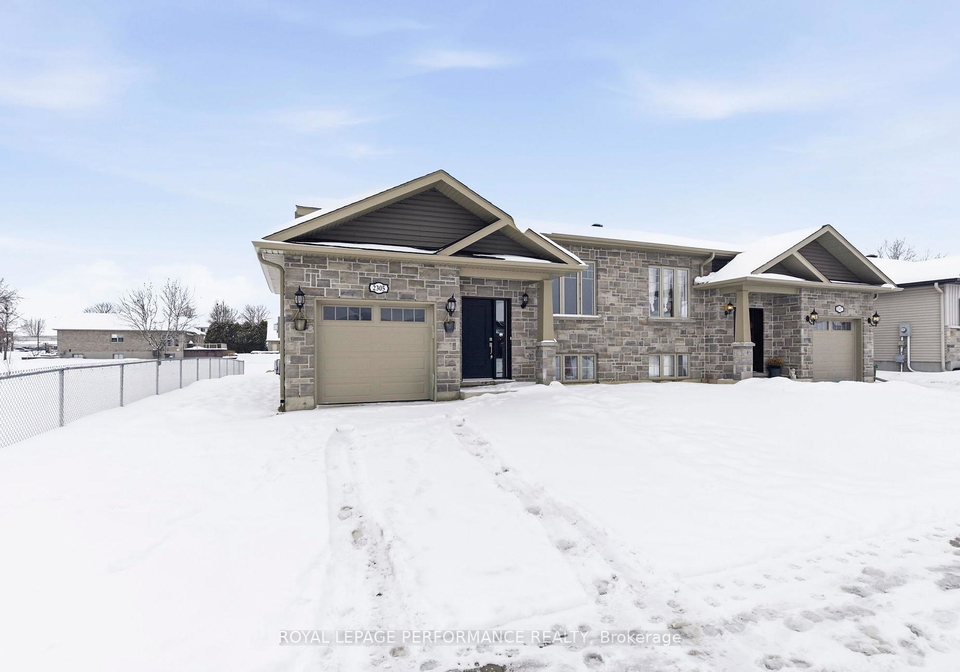 2305-watson-crescent-cornwall-ontario-x12679852