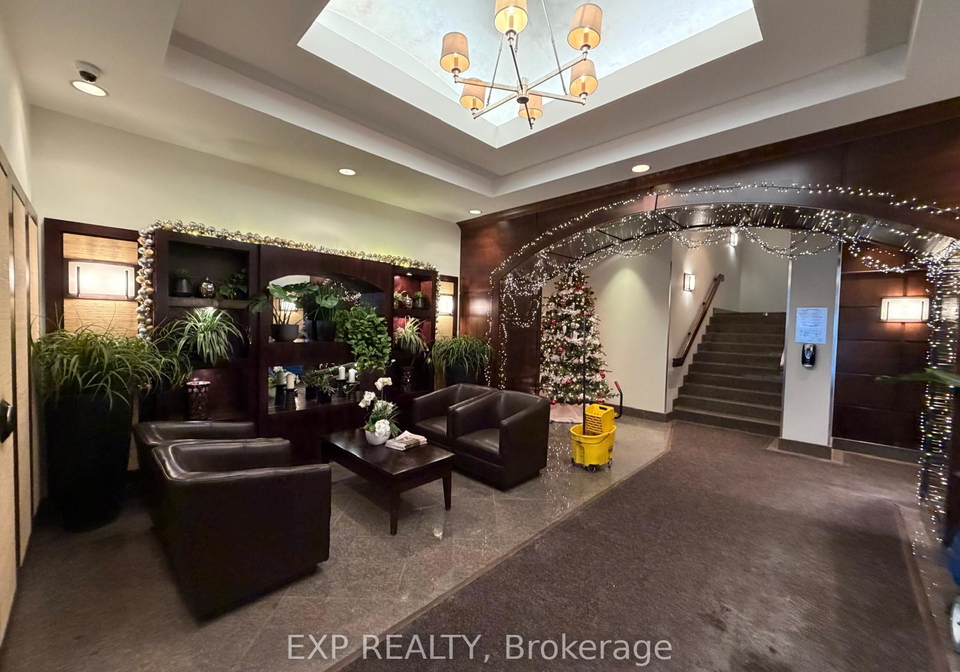 200-besserer-street-lower-town-sandy-hill-ottawa-ontario-x12679984