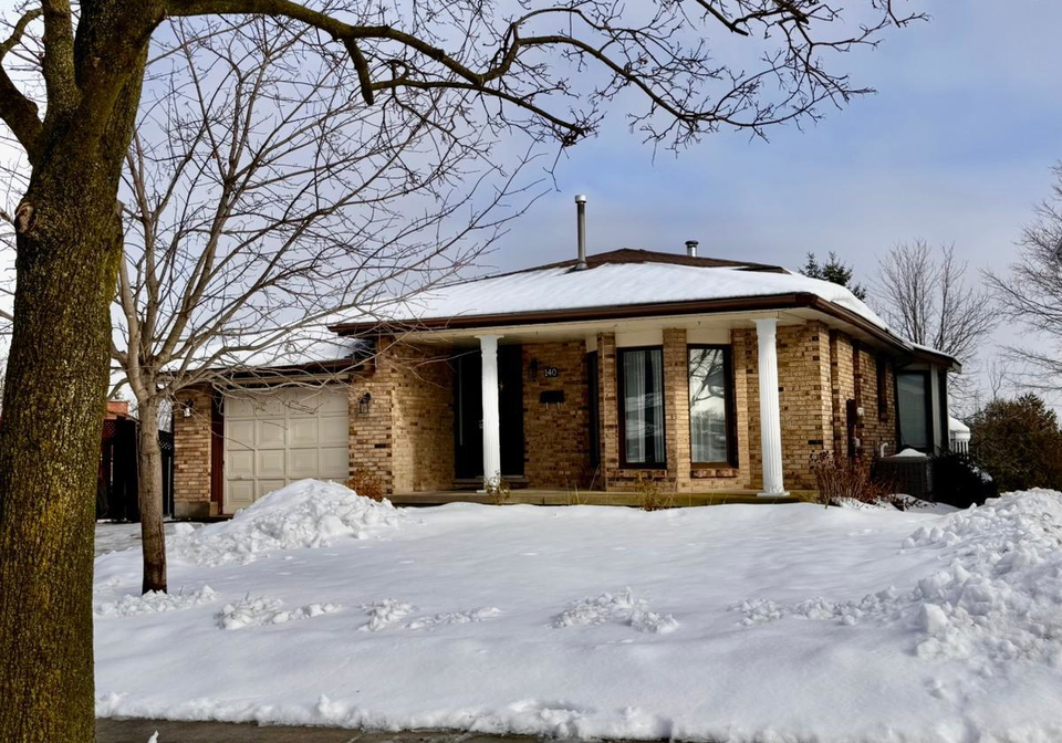 140-dinison-crescent-kitchener-ontario-x12680300