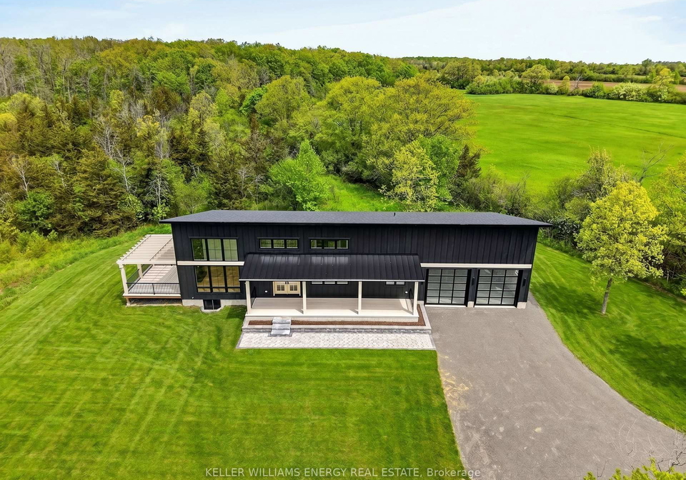 1032-burr-road-prince-edward-county-ontario-x12681312