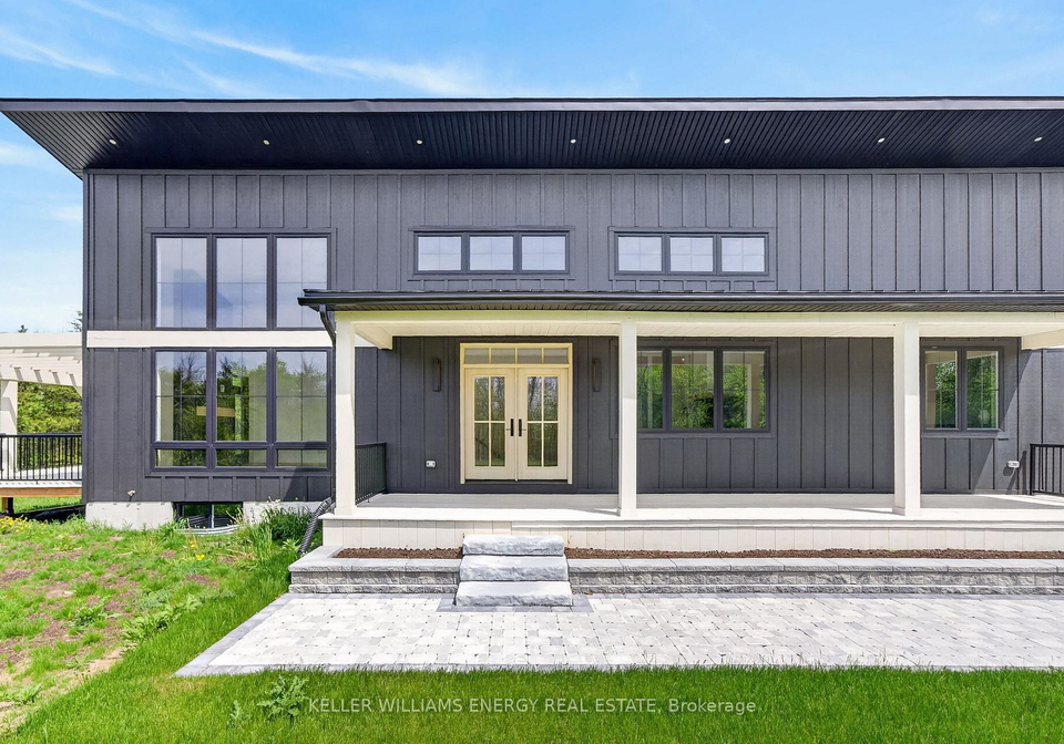 1032-burr-road-prince-edward-county-ontario-x12681312