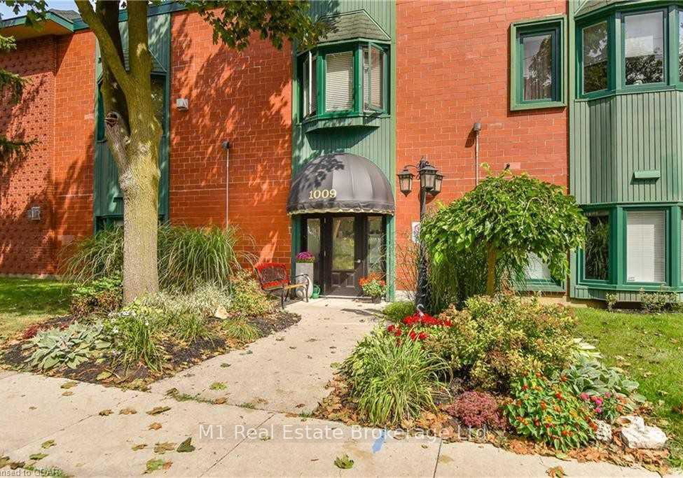 1009-queenston-road-cambridge-ontario-x12681360