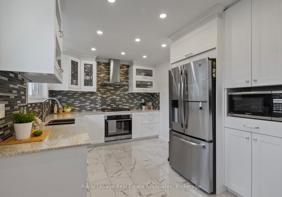 116-boston-crescent-hamilton-ontario-x12681540