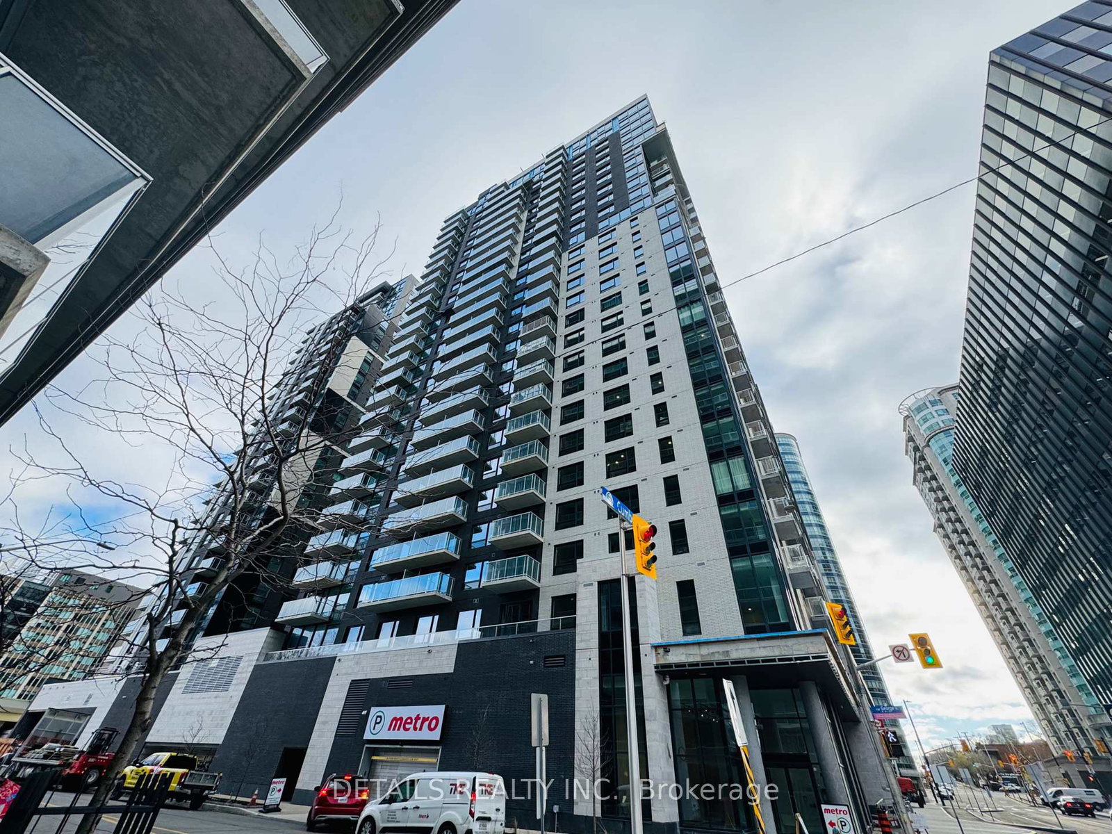 180-george-street-lower-town-sandy-hill-ottawa-ontario-x12682272