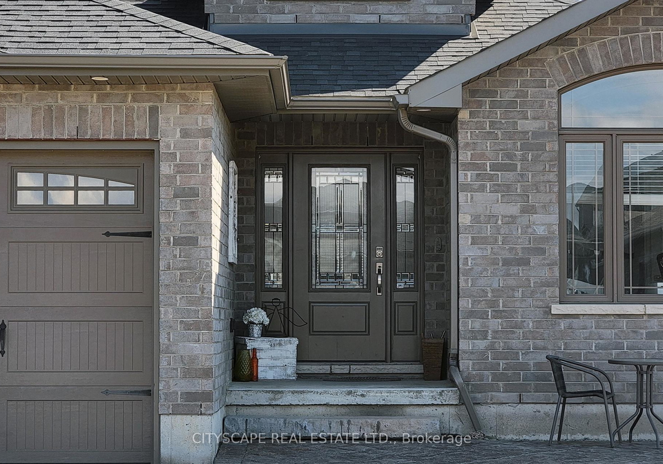 52-crews-crescent-quinte-west-ontario-x12682930