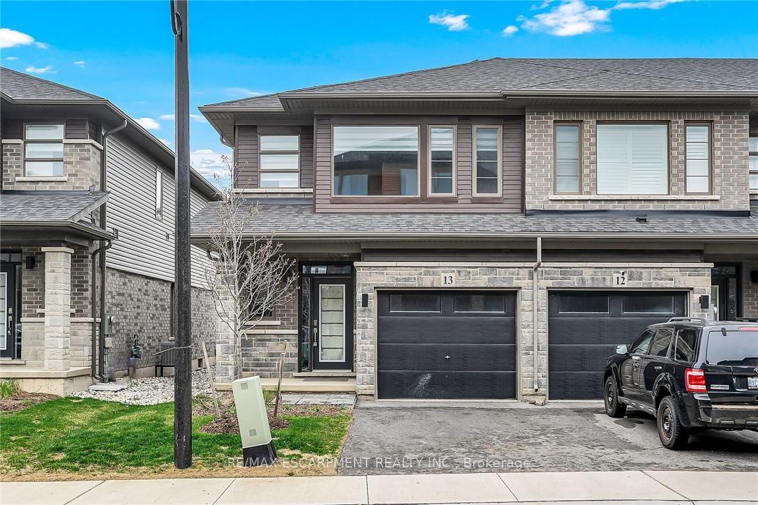 61-soho-street-hamilton-ontario-x12683428