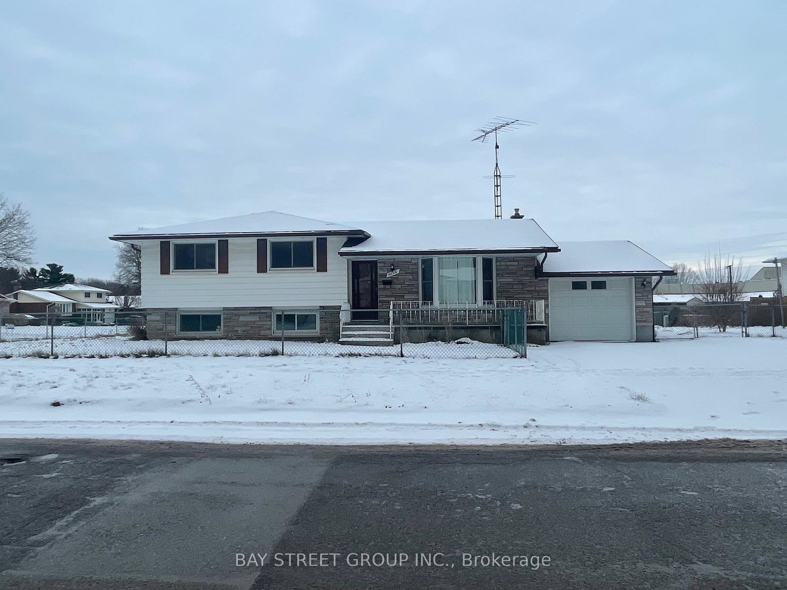 6826-stokes-street-n-niagara-falls-ontario-x12683542